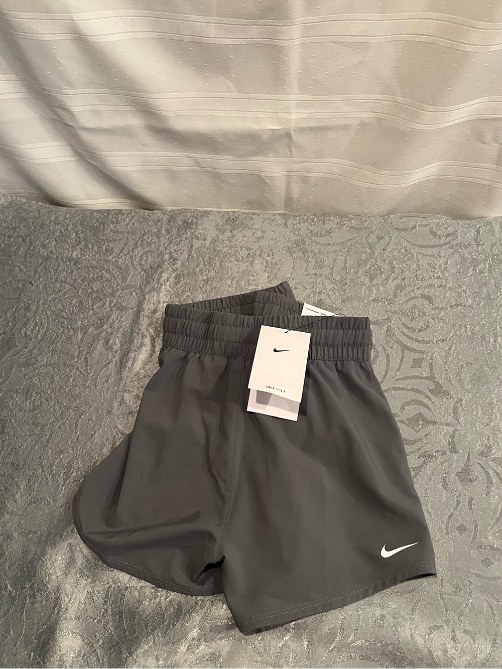 NWT Girls Nike One Gray Elastic Waist Shorts w/ lining